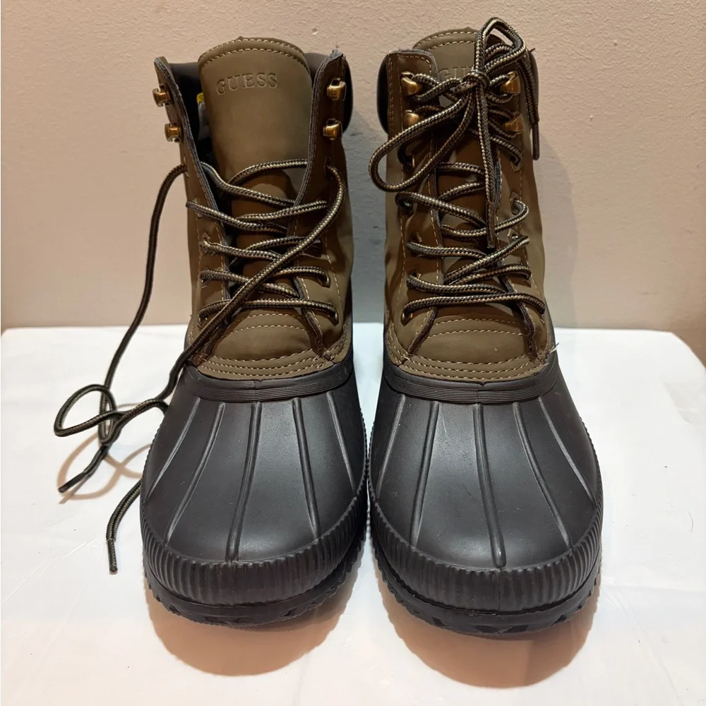 Guess Men's Brown and Black Waterproof Lace-Up Snow Boots. Men’s Size 9/42